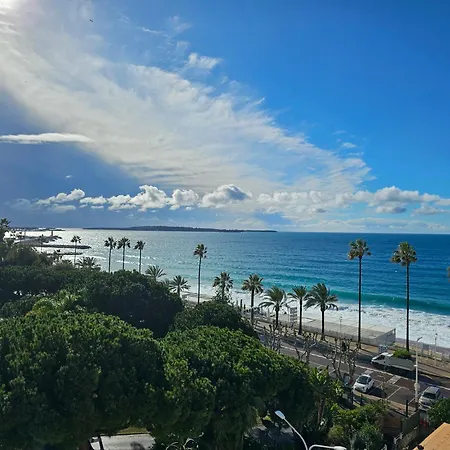 Superbe Vue A 50 Metres Des Plages