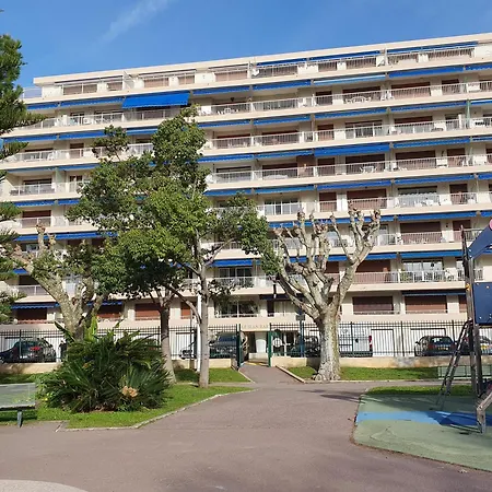 Superbe Vue A 50 Metres Des Plages Apartment *